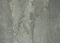 La couleur grise de la pierre regarde les carreaux de porcelaine 600 * 600 mm vitrés Concave et Convex