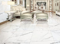 Tuile blanche superbe de porcelaine polie par Carrare, carrelages de marbre en céramique