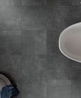 Le regard en pierre de ciment noir de couleur couvrent de tuiles la porcelaine rustique pour non des carrelages de salle de bains de glissement