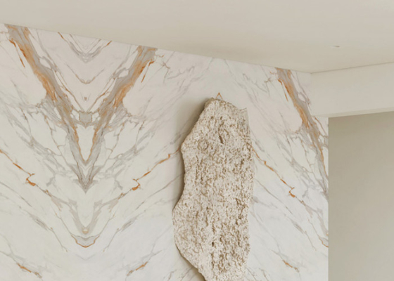 Carreaux de porcelaine blanche poli résistant aux rayures pour le salon