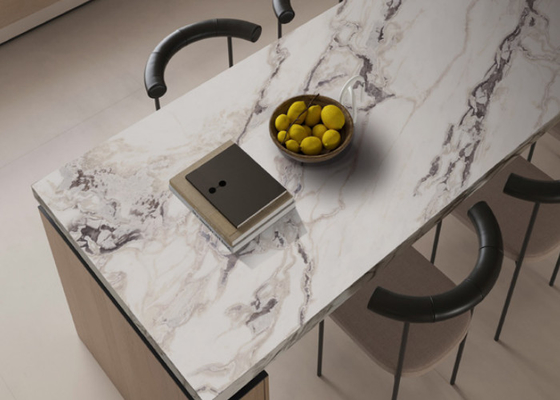 Carreaux de porcelaine poli pour intérieur résistant aux rayures et aux taches