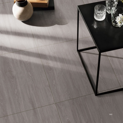 Les carreaux en porcelaine blanche à l'intérieur: le meilleur choix pour l'élégance et la durabilité