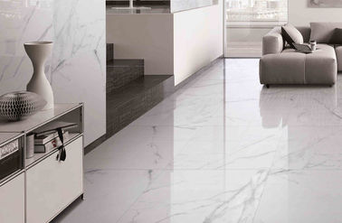 Tuile de marbre polie de porcelaine de regard moins taux d'absorption de 0.05 %