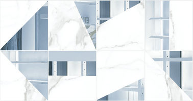 La tuile polie de porcelaine ressemble au marbre pour l'hôpital, métro, immeuble de bureaux
