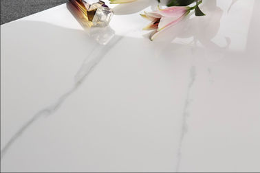Carrelages de marbre blancs élégants de la tuile 60*120cm/salle de bains de porcelaine