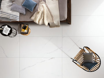 Carrelage élégant de regard de marbre de modèle, carreau de céramique vitré par engobe
