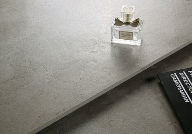 Carrelages rustiques semi polis extérieurs de porcelaine d'anti glissement 24