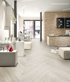 La tuile populaire de salle de bains de vente de Grey Wooden Tiles Designer Best de couleur couvre de tuiles les carrelages en céramique de la taille 3d de 200x1200mm