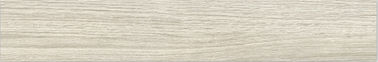 Le plancher en bois de salle de bains de regard conçoivent en céramique, plancher de tuiles en bois de porcelaine à la tuile moderne de porcelaine de tuile de mur