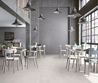 Le plancher de tuiles direct de porcelaine de vente d'usine couvre de tuiles 24