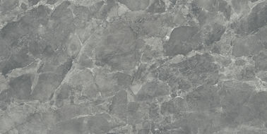 La porcelaine d'intérieur couvre de tuiles la tuile de Grey Color Porcelain Polished Floor de taille des matériaux 740x1500mm de la Chine