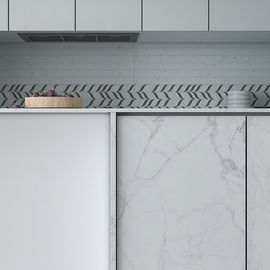 Le mur de salle de bains couvre de tuiles la porcelaine de marbre de planchers de tuiles que grands taille plancher de tuiles la tuile moderne de porcelaine