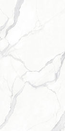 Tuile de marbre de regard, tuile moderne blanche bon marché de porcelaine de Carrare de garantie de la qualité pour le plancher de mur